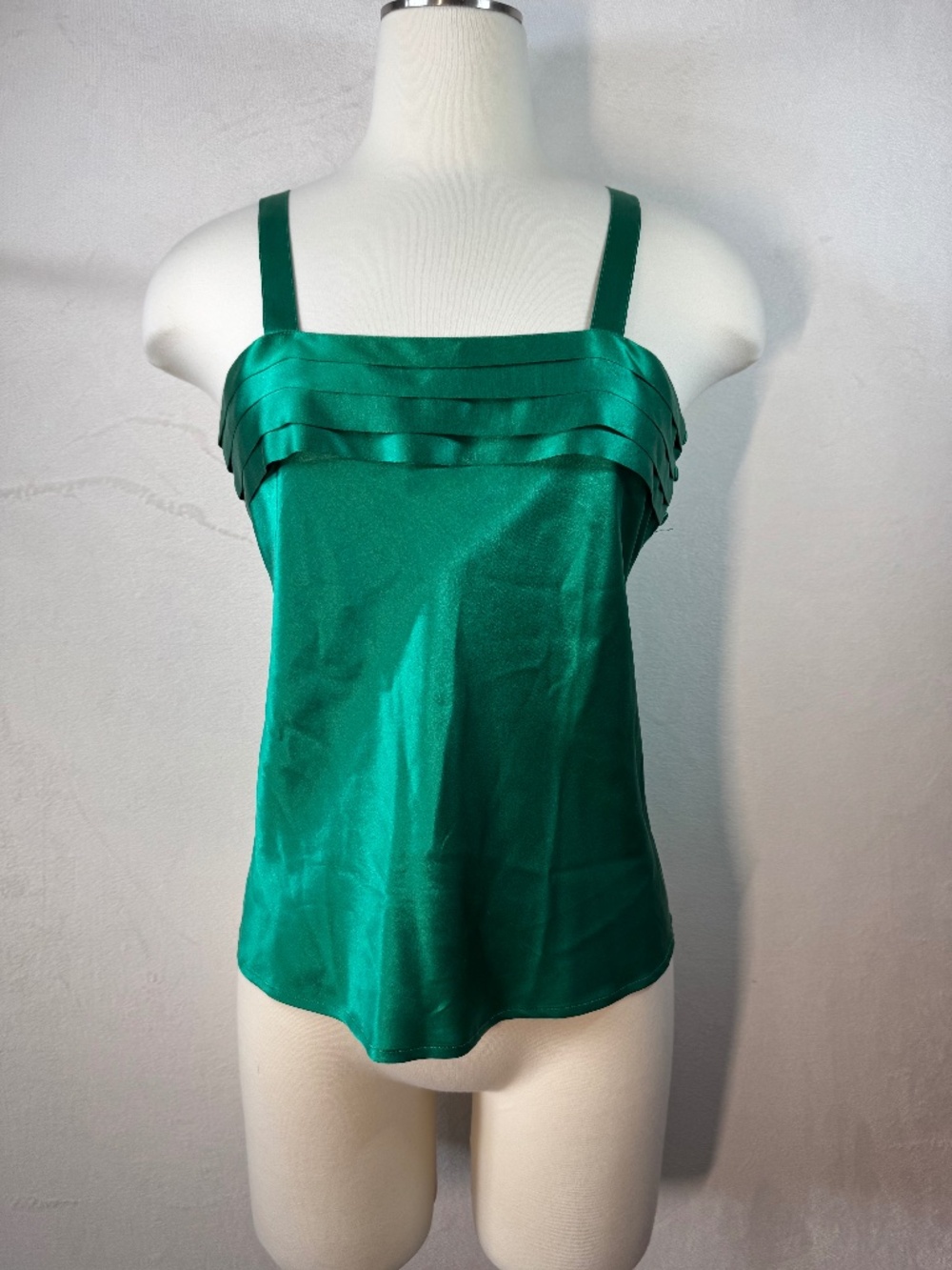 Vanity Fair Eaton Vintage Emerald Green 100%silk  Pleat-Detail Crop Top Small